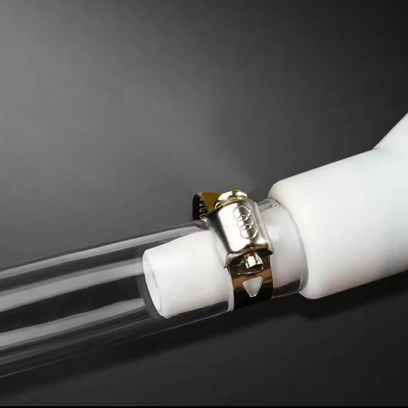 پمپ دستی بنزین و مایعات به همراه شلنگ و 2 بست فلزی